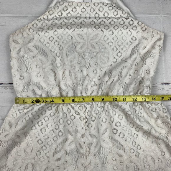 As U Wish womens jrs 9 white floral lace sleeveless one piece shorts romper - Picture 6 of 7
